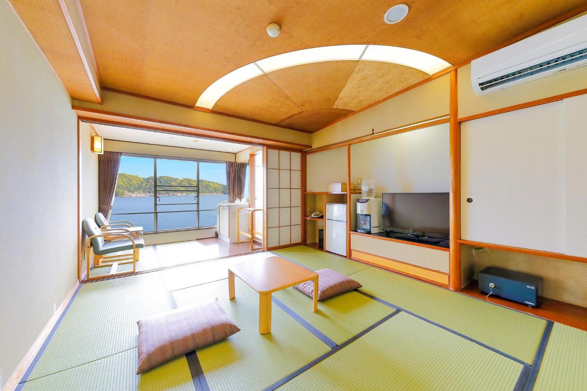 Отель Ooedo Onsen Monogatari Nanki Кусимото Экстерьер фото
