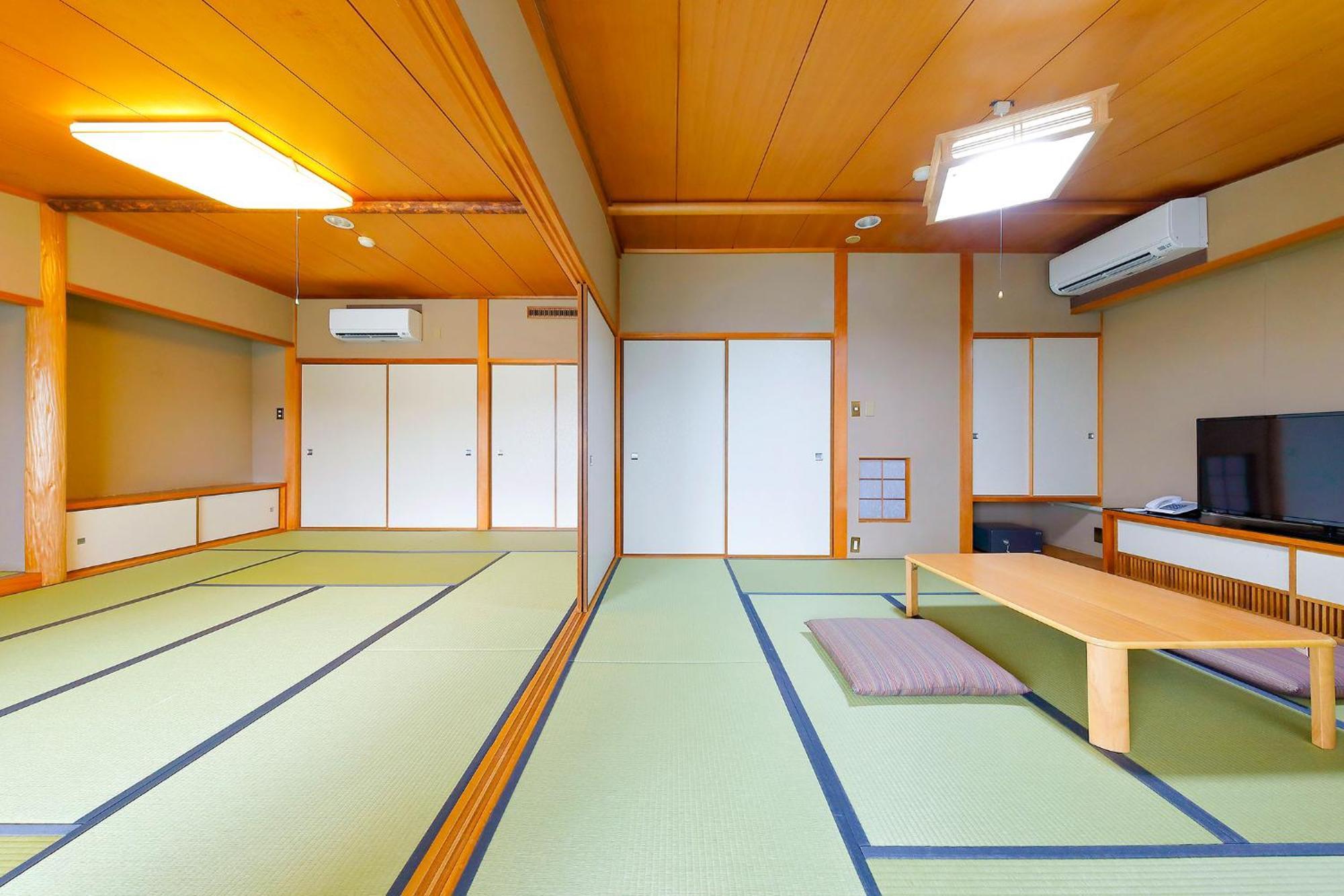 Отель Ooedo Onsen Monogatari Nanki Кусимото Экстерьер фото