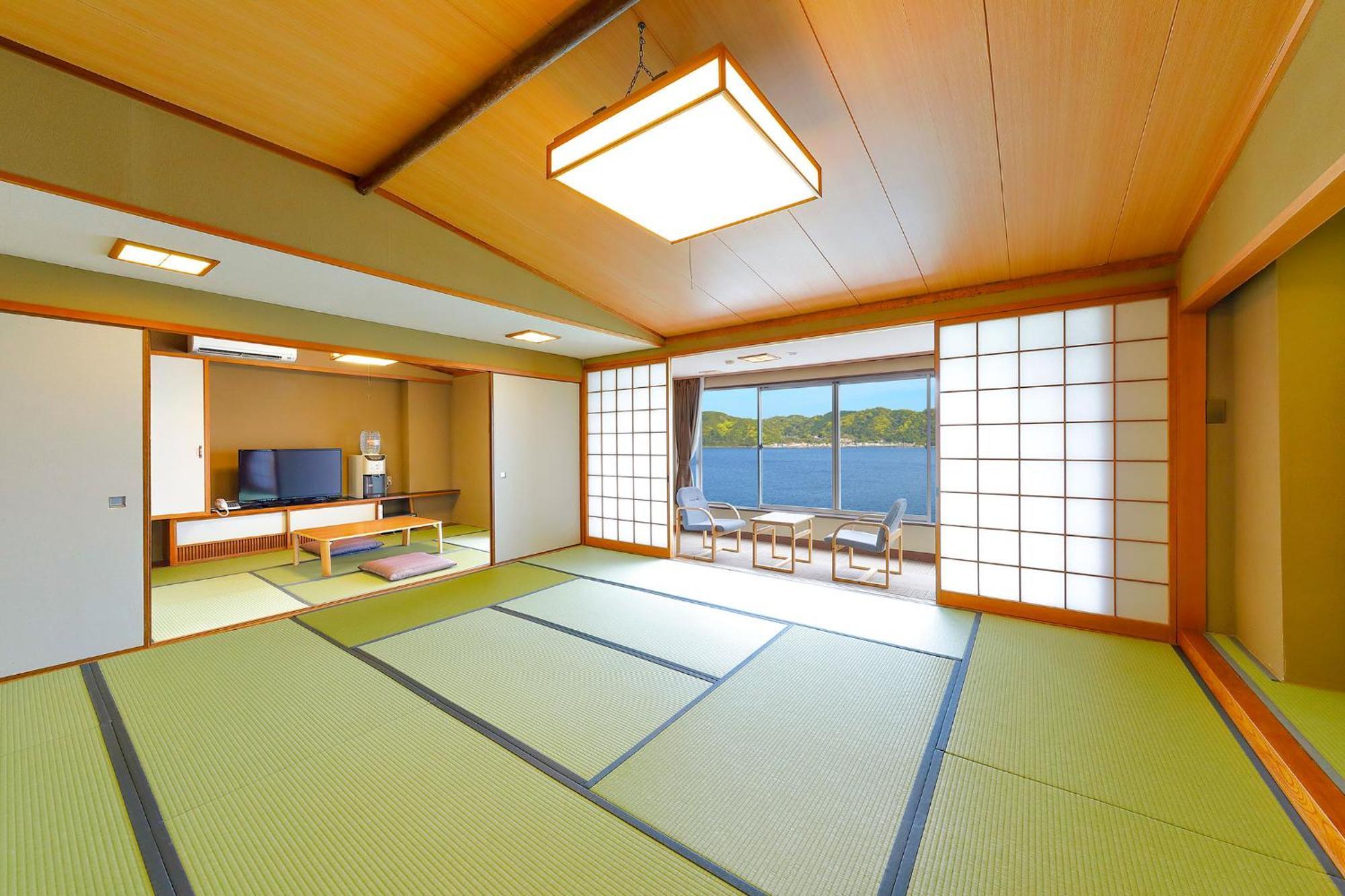 Отель Ooedo Onsen Monogatari Nanki Кусимото Экстерьер фото